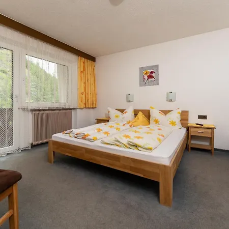 Haus Alpengruss Casa de hóspedes 3*