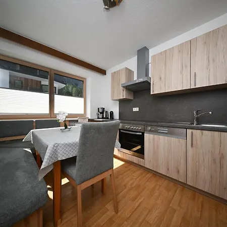 Πανσιόν Haus Alpengruss *