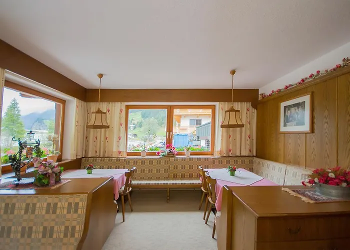 Haus Alpengruss Гостевой дом