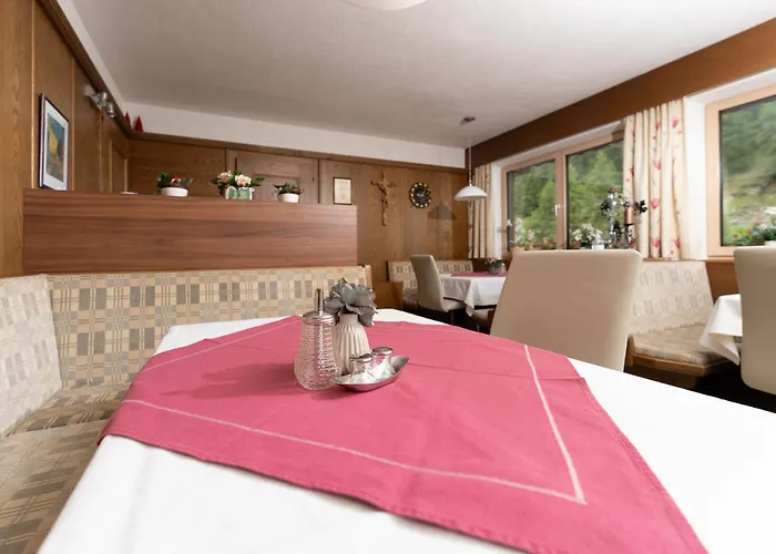 Haus Alpengruss Pensión Sölden